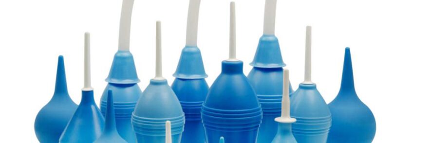 Therapeutic enemas for worms