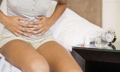 The presence of parasites causes abdominal pain in women